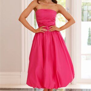 Hello Molly Upon A Cloud Strapless Bubble Midi Dress Pink